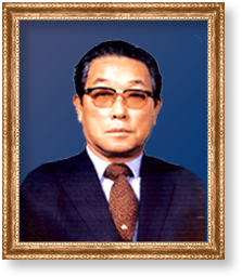 설립자사진
